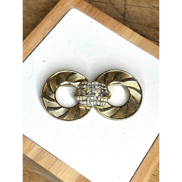 Vintage Coro Gold-Tone Rhinestone Infinity Brooch Pin Jewelry - Picture 1 of 9